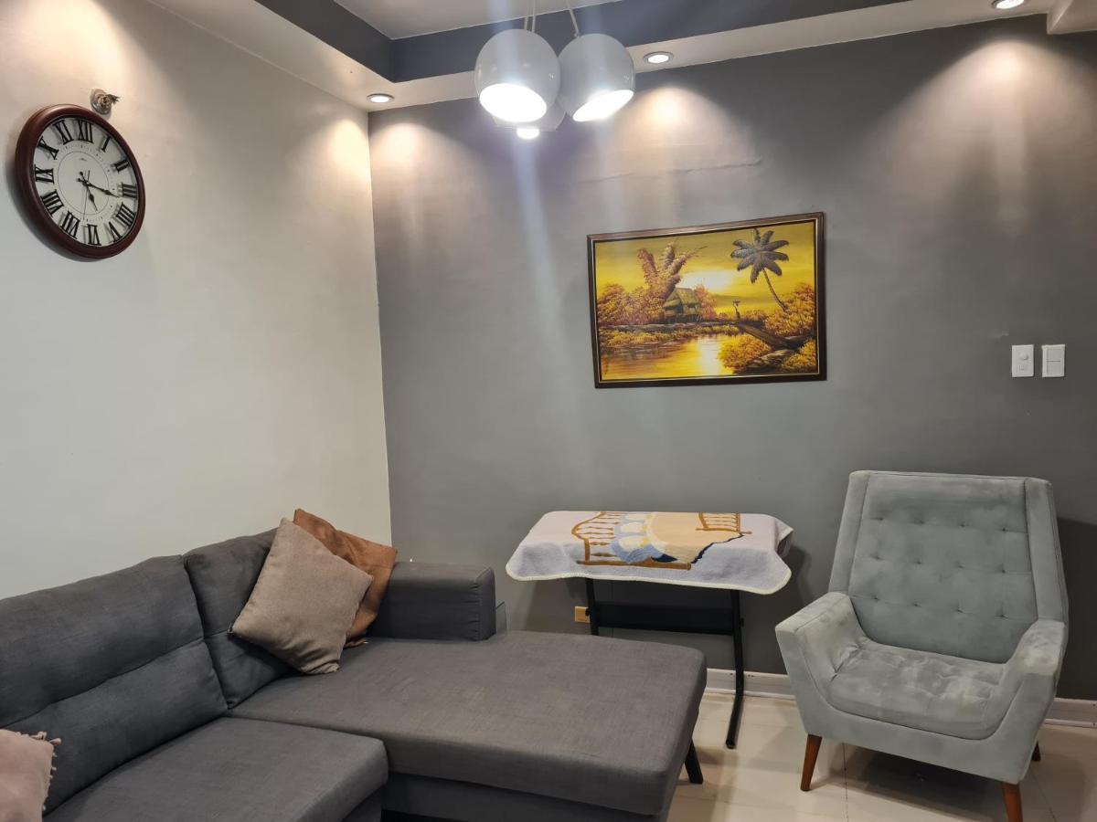 Huge Condo Unit Near Burgos Circle, St Lukes, Shangri-La - P Hamptons T1 Makati City Екстериор снимка